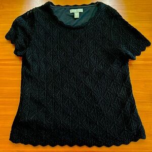 Beautiful comfortable. Kate Hill lace knit  top. Fully lined. Neck crochet trim.